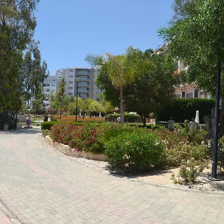 Apartment Lordos Seafront
