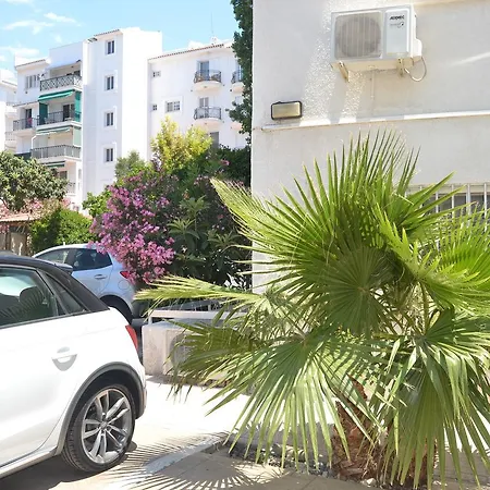 Appartement Lordos Seafront