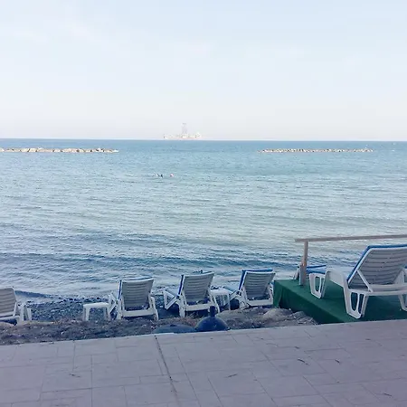 Lordos Seafront Appartement